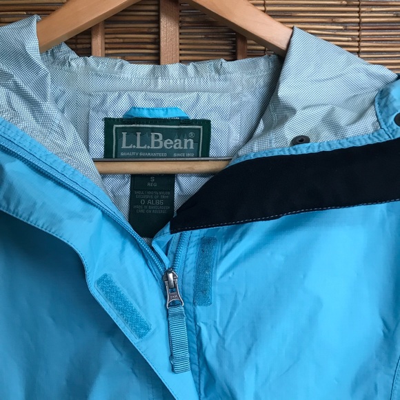 L.L. Bean rain jacket raincoat - Picture 7 of 7